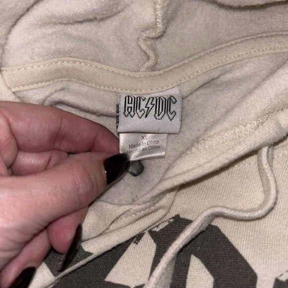 AC/DC For Those About To Rock Ivory Long Sleeve Hoodie Music Sweater Size XL - Picture 4 of 5